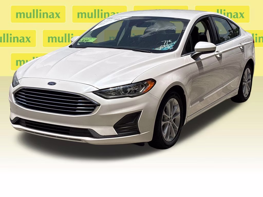 2020 White Platinum Clearcoat Metallic Ford Fusion Hybrid SE FWD Sedan