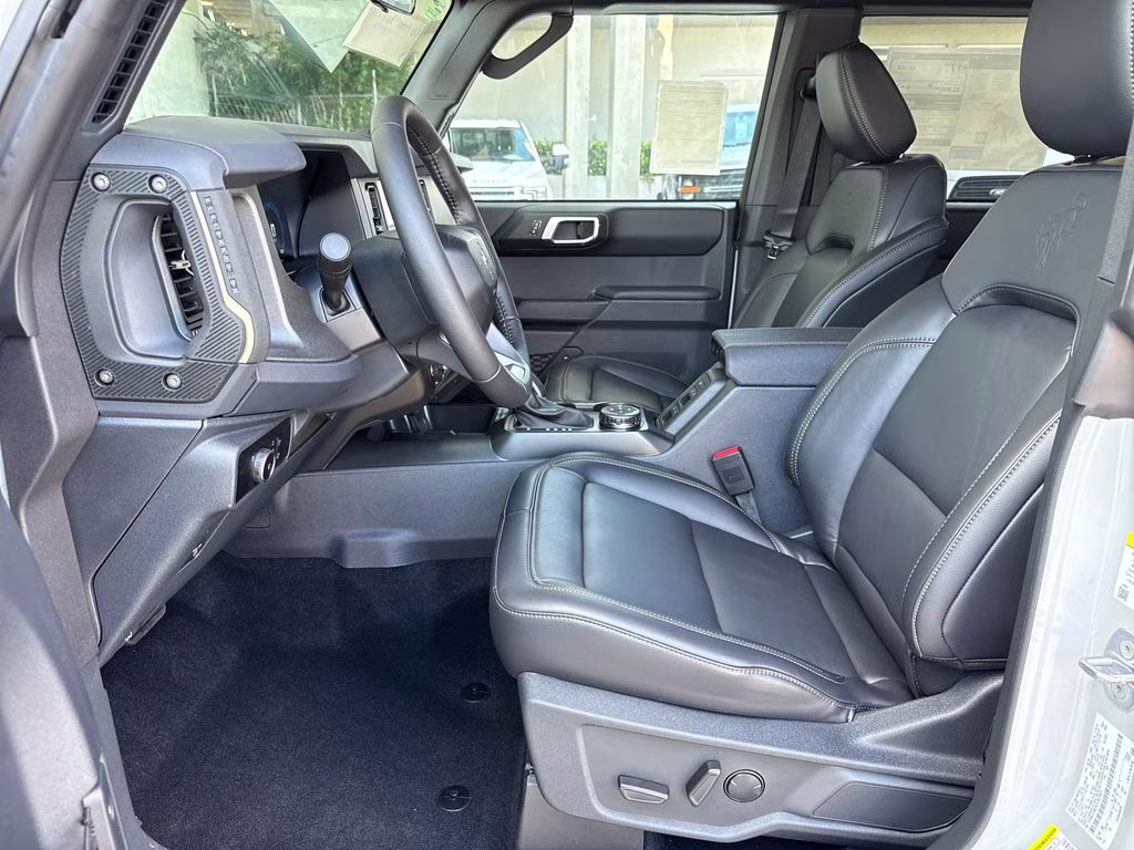 2026 Avalanche Gray Ford Bronco Badlands 4X4 SUV