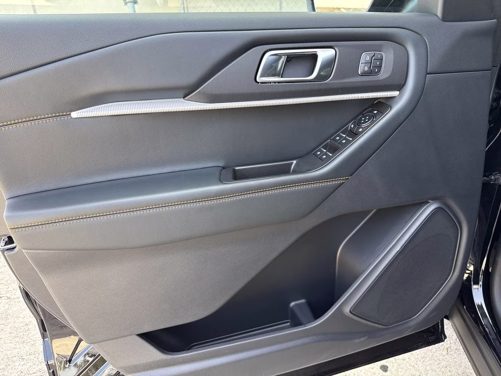 2026 Agate Black Metallic Ford Explorer Tremor 4X4 SUV