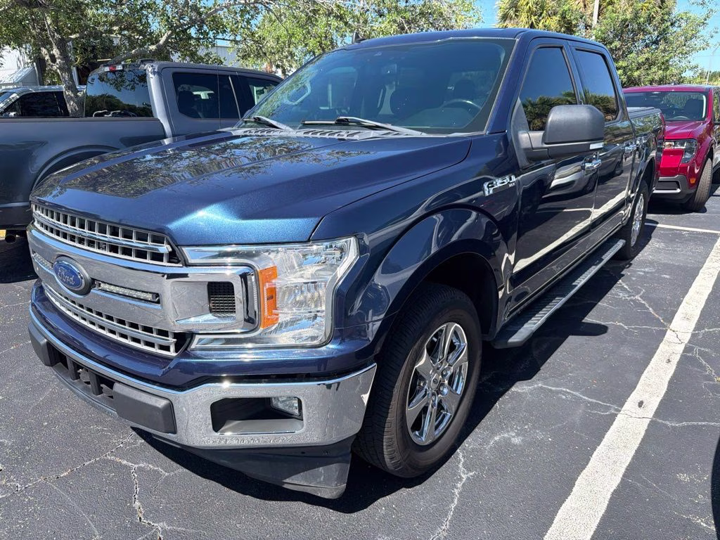 2020 Blue Ford F-150 XLT RWD Truck