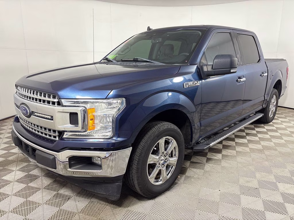 2020 Blue Ford F-150 XLT RWD Truck