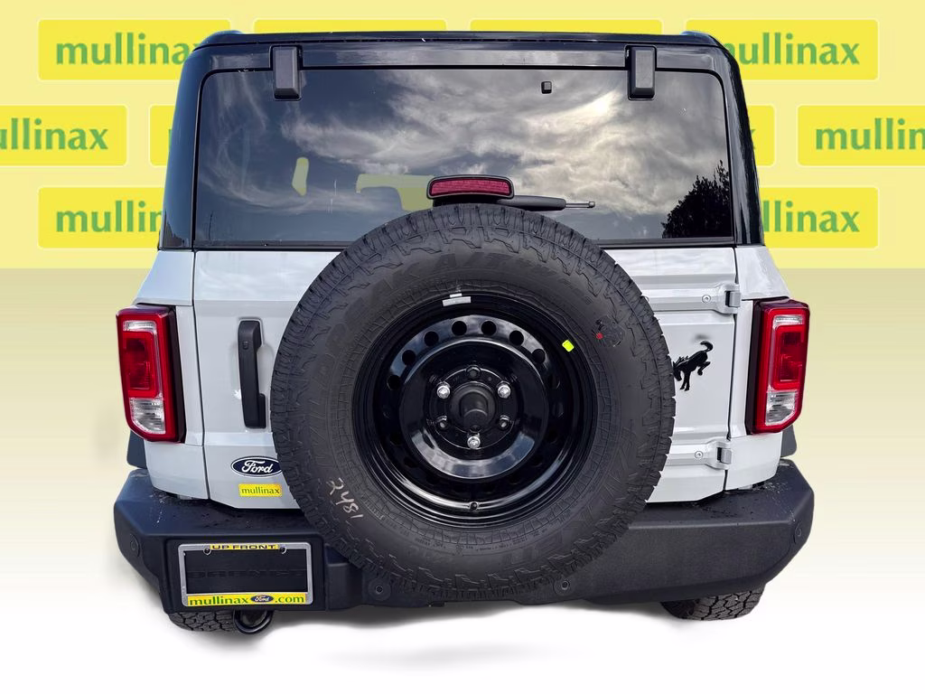 2026 Avalanche Gray Ford Bronco Big Bend 4X4 SUV
