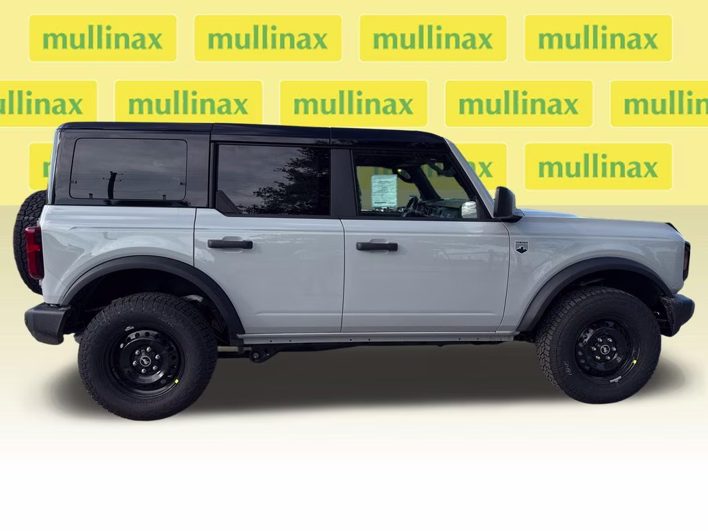 2026 Avalanche Gray Ford Bronco Big Bend 4X4 SUV