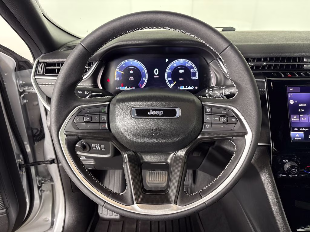 2025 Silver Zynith Jeep Grand Cherokee L Laredo RWD SUV
