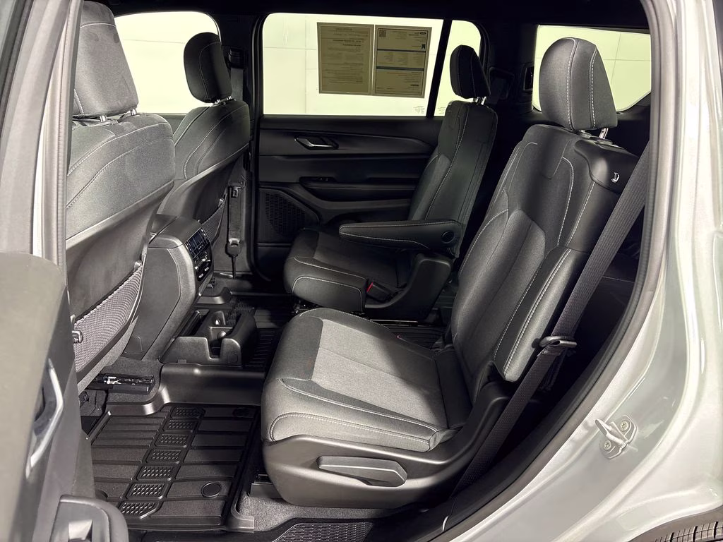 2025 Silver Zynith Jeep Grand Cherokee L Laredo RWD SUV