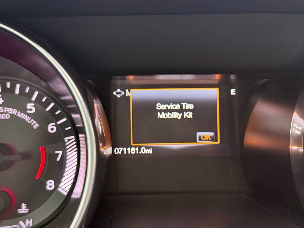2020 Oxford White Ford Mustang EcoBoost RWD Coupe