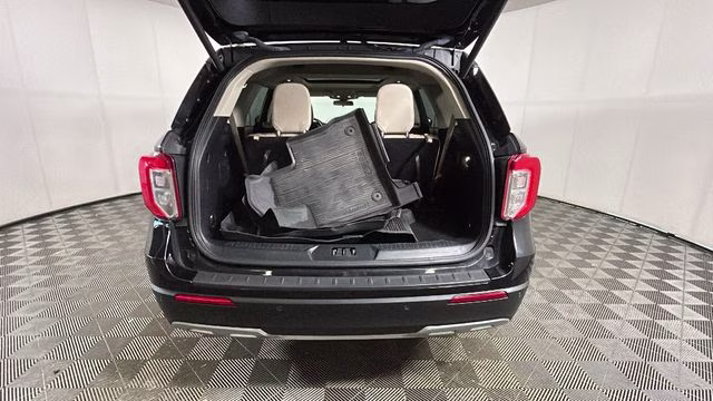2020 Black Metallic Ford Explorer XLT 4X4 SUV