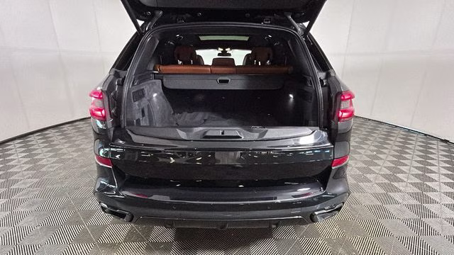 2022 Black Sapphire Metallic BMW X5 xDrive40i AWD SUV