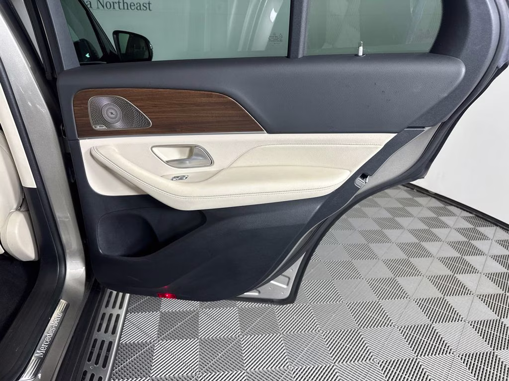 2023 Mojave Silver Metallic Mercedes-Benz GLE GLE 350 RWD SUV