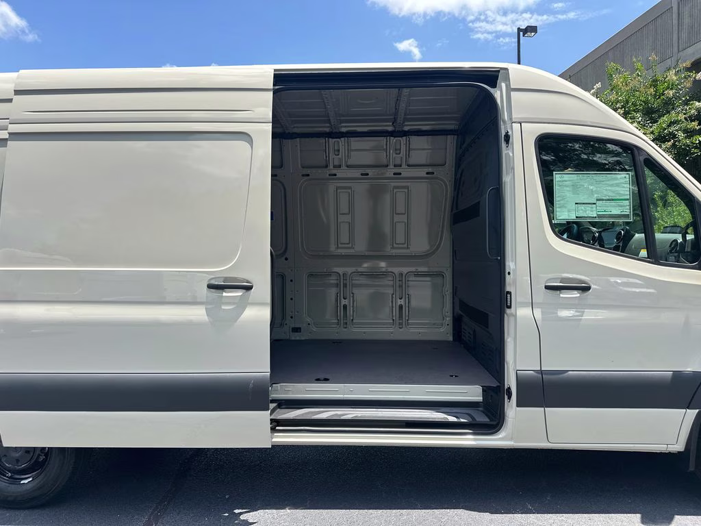 2026 Pebble Mercedes-Benz Sprinter 2500 Cargo 170 WB RWD Van