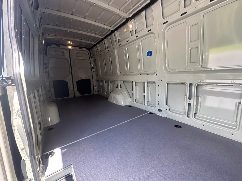 2026 Pebble Mercedes-Benz Sprinter 2500 Cargo 170 WB RWD Van