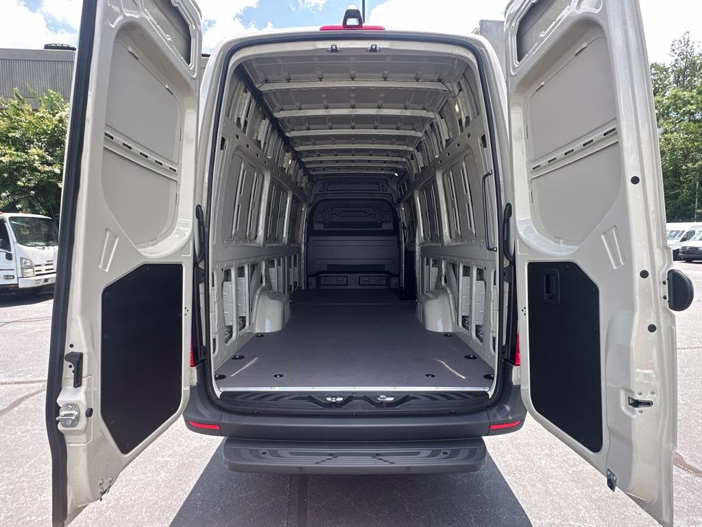 2026 Pebble Mercedes-Benz Sprinter 2500 Cargo 170 WB RWD Van