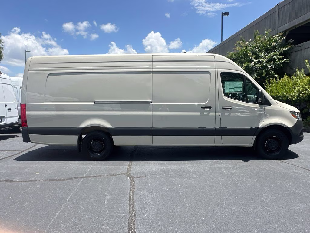 2026 Pebble Mercedes-Benz Sprinter 2500 Cargo 170 WB RWD Van