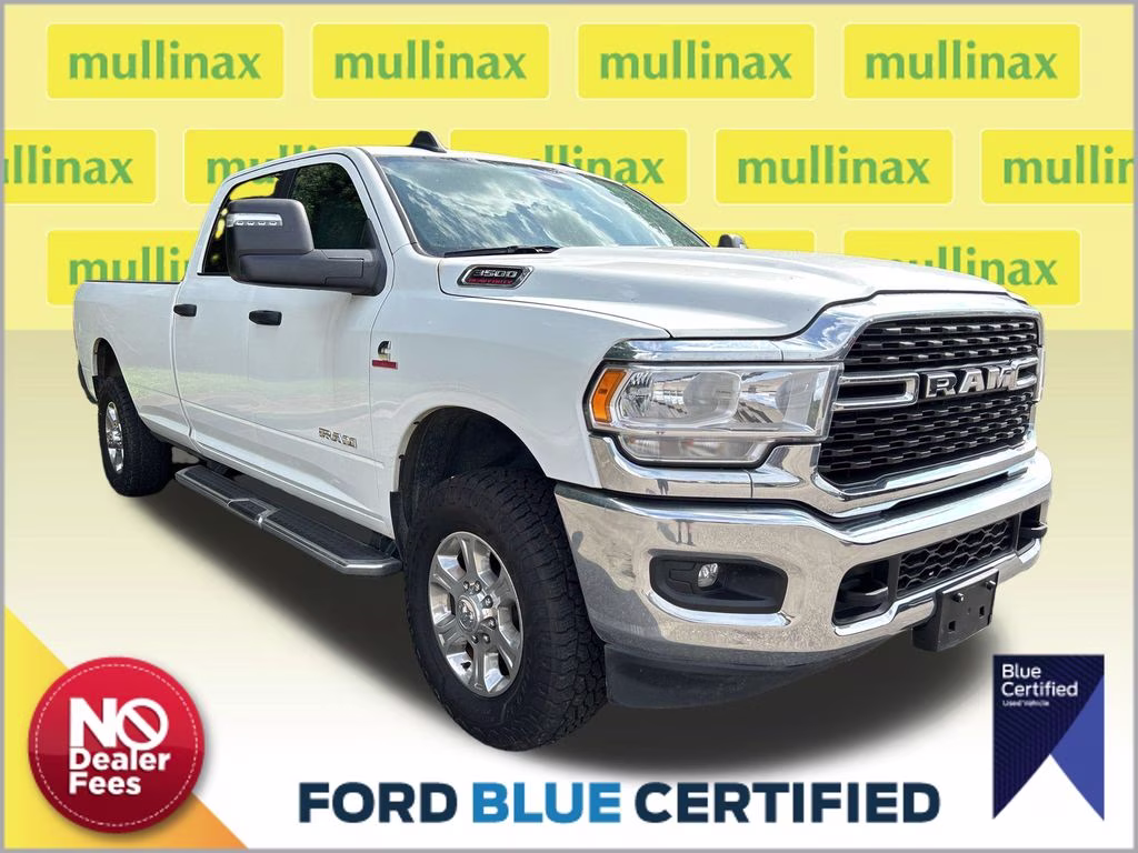 2024 Bright White Clearcoat Ram 3500 Big Horn 4X4 Truck