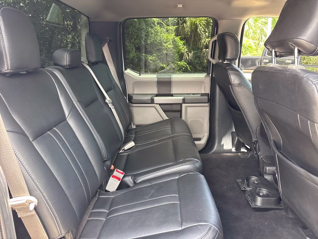 2019 White Ford F-150 XLT 4X4 Truck
