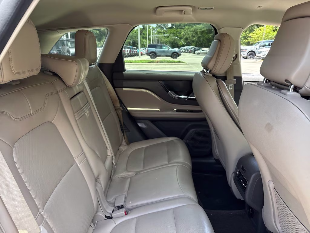 2020 Ingot Silver Lincoln Corsair Standard FWD SUV
