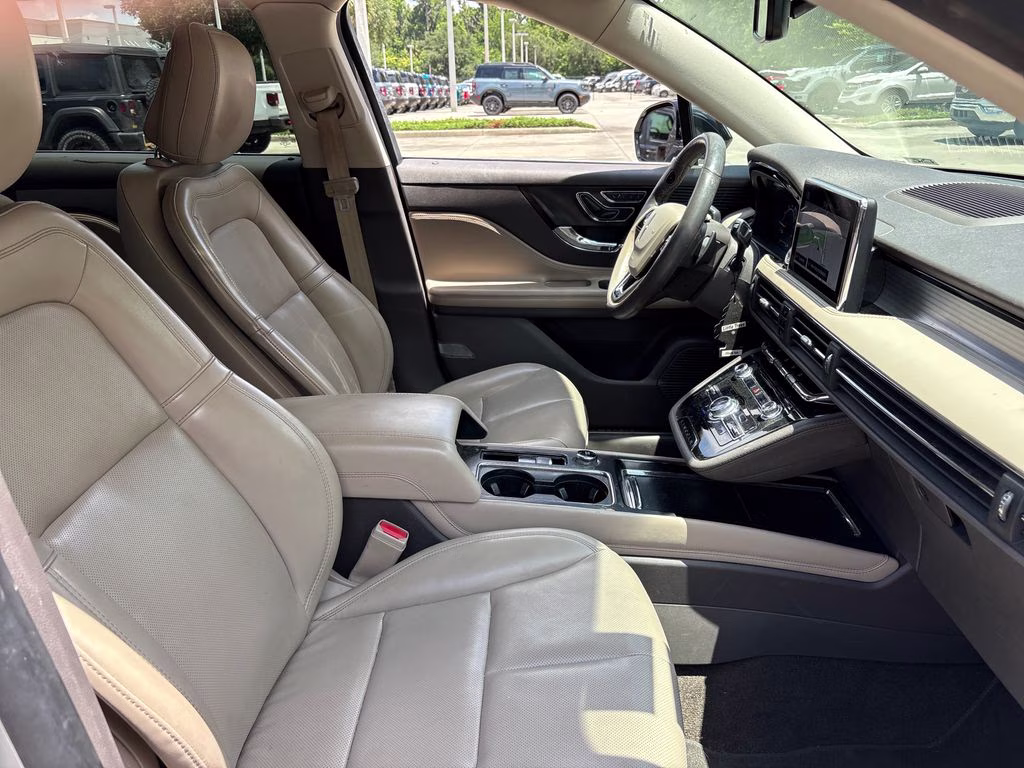 2020 Ingot Silver Lincoln Corsair Standard FWD SUV