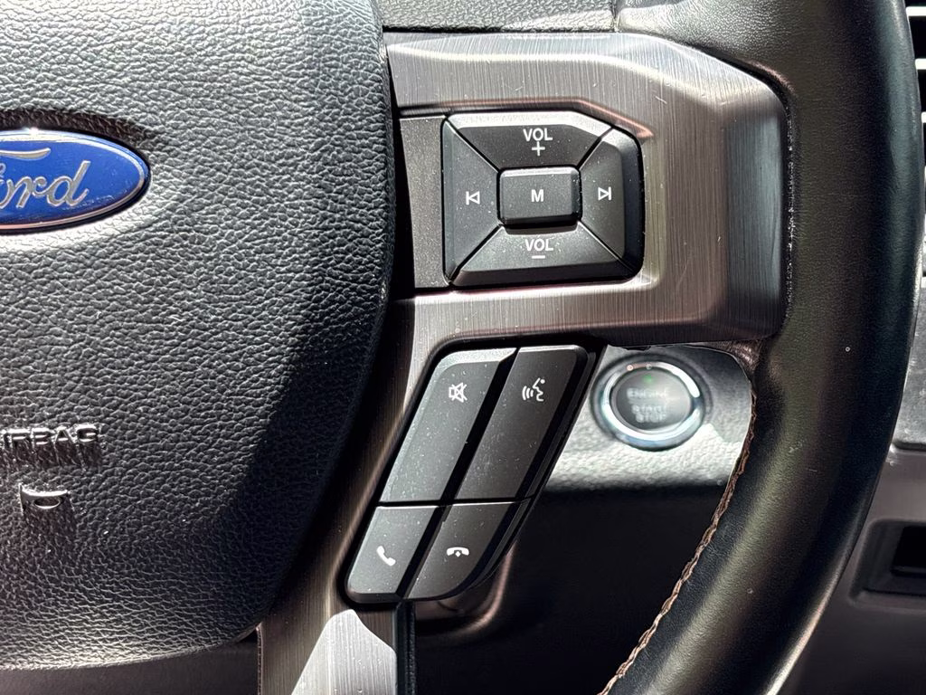2020 Black Ford Expedition Platinum RWD SUV