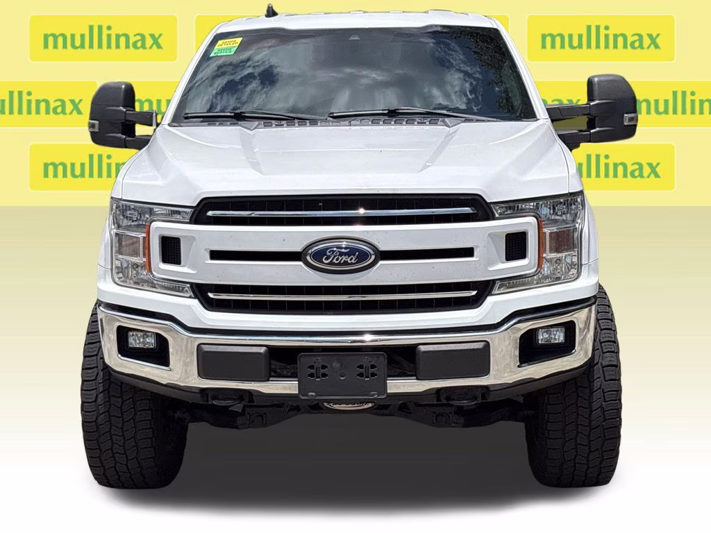 2019 White Ford F-150 XLT 4X4 Truck
