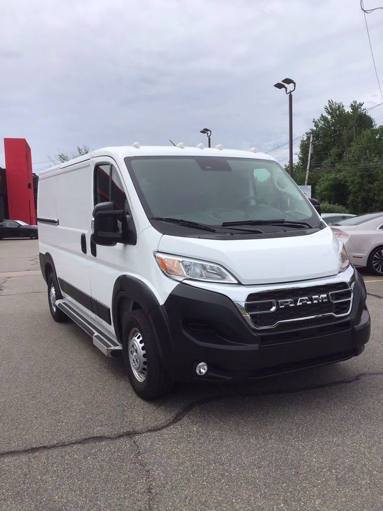 2025 Bright White Clearcoat Ram ProMaster 2500 Base FWD Van