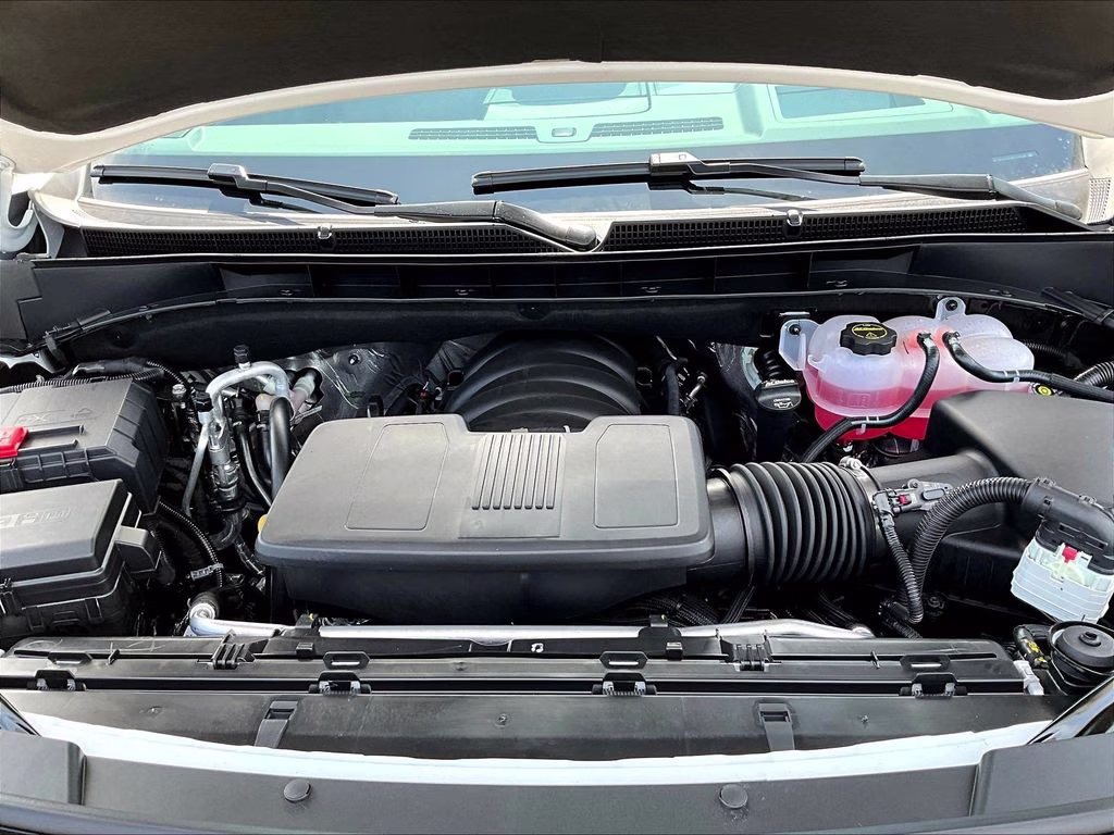 2026 Summit White GMC Yukon XL AT4 4X4 SUV