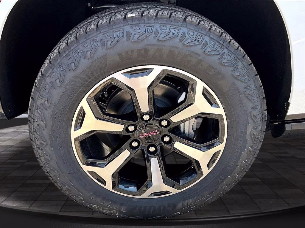 2026 Summit White GMC Yukon XL AT4 4X4 SUV