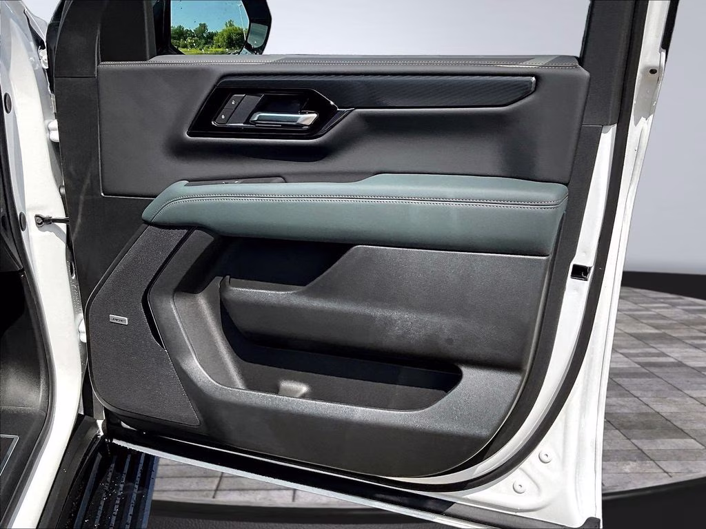 2026 Summit White GMC Yukon XL AT4 4X4 SUV