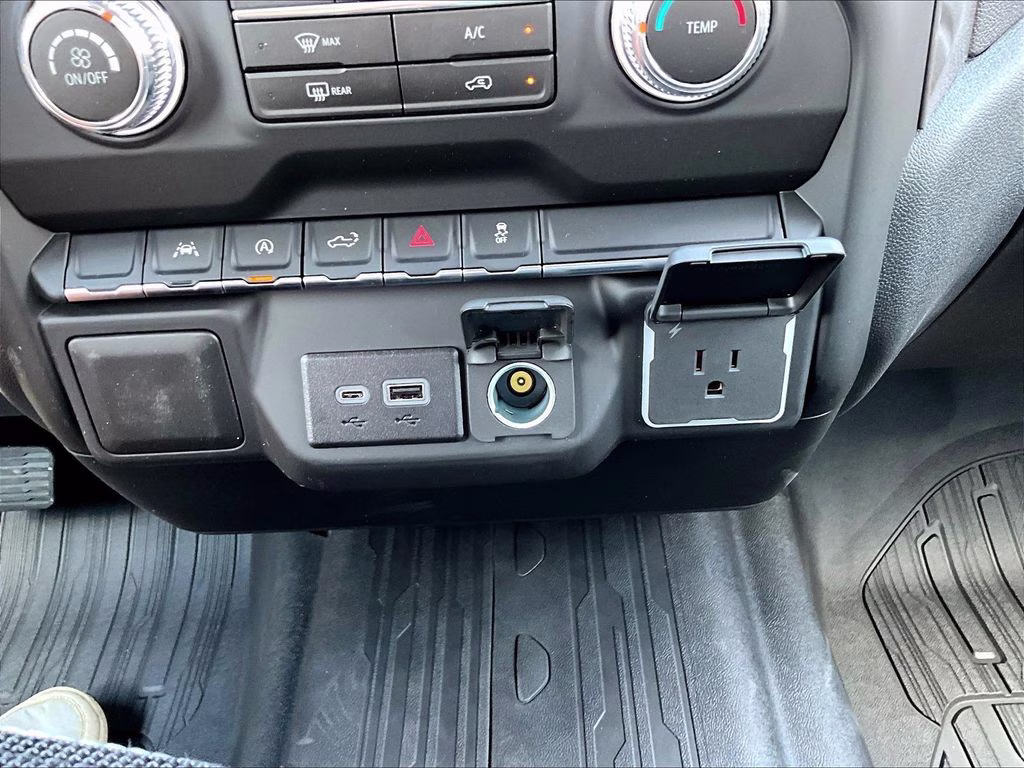 2026 Onyx Black GMC Sierra 1500 Pro 4X4 Truck