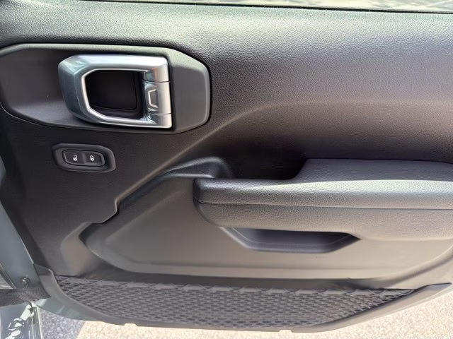 2024 Anvil Clear Coat Jeep Wrangler Sport S 4X4 Convertible