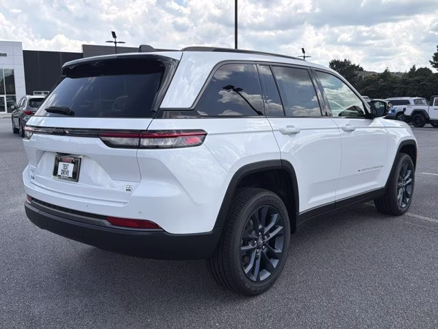 2026 Bright White Clearcoat Jeep Grand Cherokee 85th Anniversary Edition 4X4 SUV