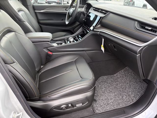 2026 Silver Zynith Jeep Grand Cherokee 85th Anniversary Edition 4X4 SUV