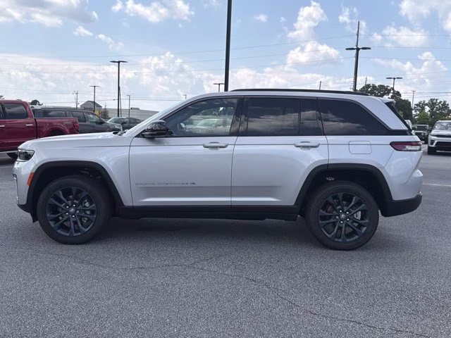 2026 Silver Zynith Jeep Grand Cherokee 85th Anniversary Edition 4X4 SUV