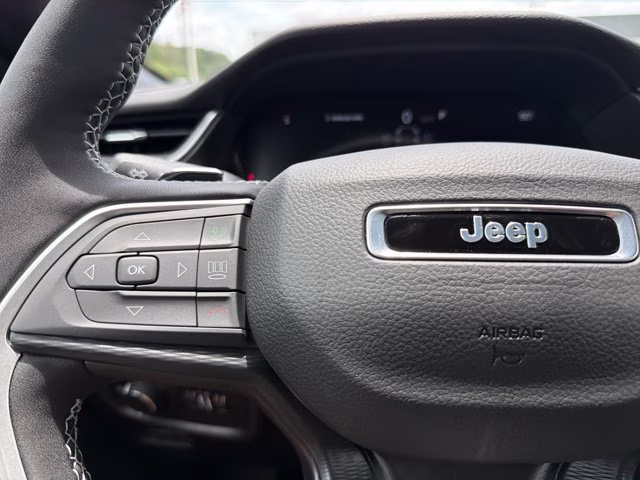 2026 Bright White Clearcoat Jeep Grand Cherokee L Laredo X RWD SUV