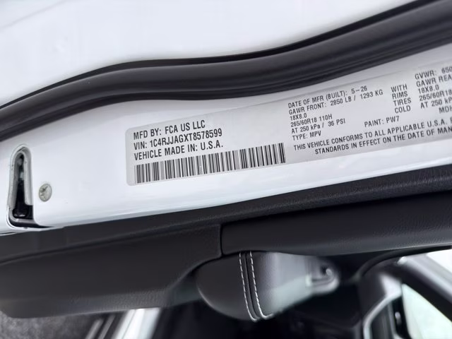 2026 Bright White Clearcoat Jeep Grand Cherokee L Laredo X RWD SUV