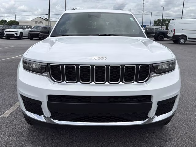 2026 Bright White Clearcoat Jeep Grand Cherokee L Laredo X RWD SUV