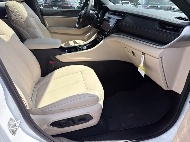 2026 Bright White Clearcoat Jeep Grand Cherokee L Limited RWD SUV