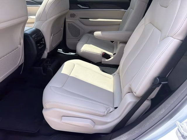2026 Bright White Clearcoat Jeep Grand Cherokee L Limited RWD SUV