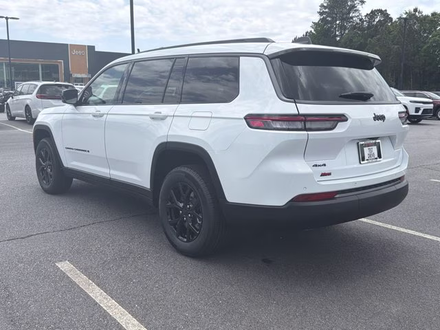 2026 Bright White Clearcoat Jeep Grand Cherokee L Laredo Altitude 4X4 SUV