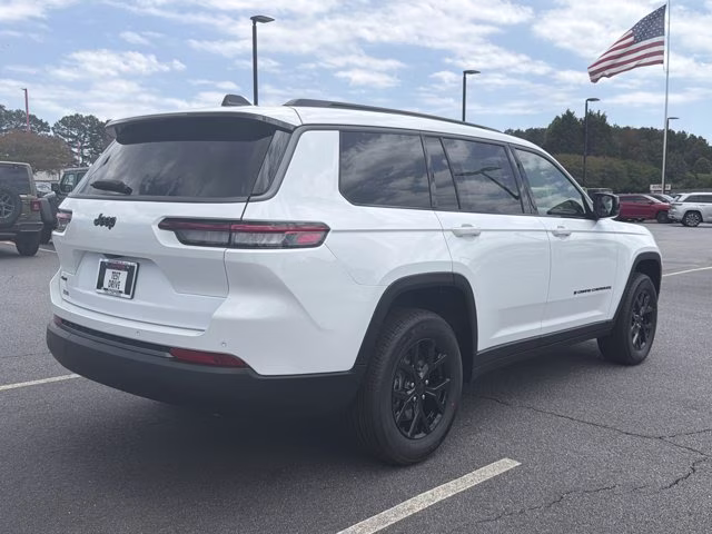 2026 Bright White Clearcoat Jeep Grand Cherokee L Laredo Altitude 4X4 SUV