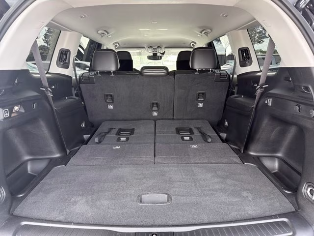2023 Baltic Gray Metallic Clearcoat Jeep Grand Cherokee L Limited 4X4 SUV