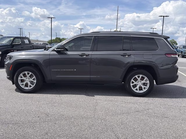 2023 Baltic Gray Metallic Clearcoat Jeep Grand Cherokee L Limited 4X4 SUV