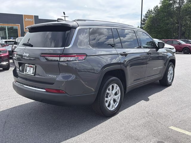 2023 Baltic Gray Metallic Clearcoat Jeep Grand Cherokee L Limited 4X4 SUV