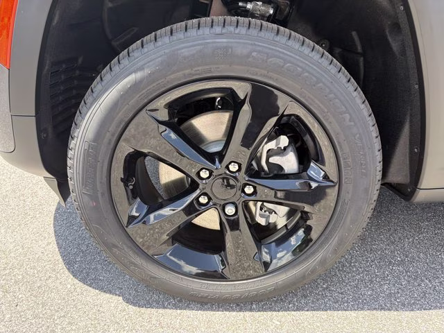 2026 Baltic Gray Metallic Clearcoat Jeep Grand Cherokee L Limited 4X4 SUV