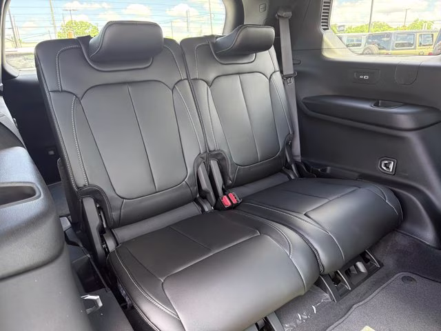 2026 Baltic Gray Metallic Clearcoat Jeep Grand Cherokee L Limited 4X4 SUV