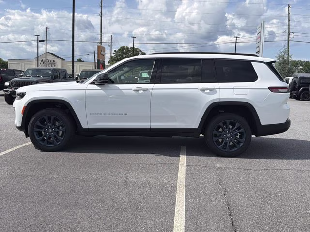 2026 Bright White Clearcoat Jeep Grand Cherokee L 85th Anniversary Edition 4X4 SUV