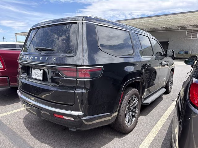 2024 Diamond Black Crystal Pearlcoat Jeep Wagoneer Base RWD SUV