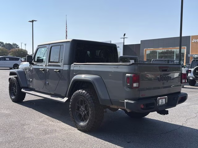 2023 Sting-Gray Clearcoat Jeep Gladiator Willys 4X4 Truck