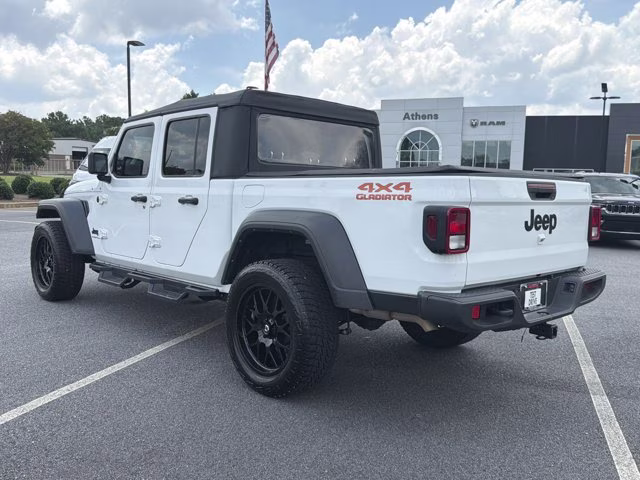 2023 Bright White Clearcoat Jeep Gladiator Sport 4X4 Truck