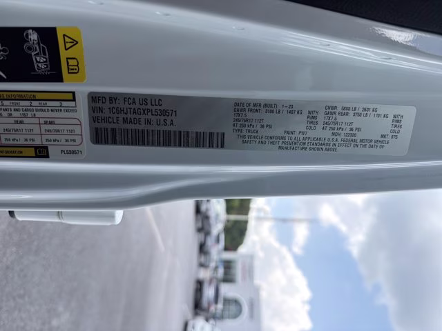 2023 Bright White Clearcoat Jeep Gladiator Sport 4X4 Truck
