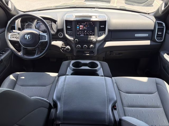 2022 Diamond Black Crystal Pearlcoat Ram 1500 Big Horn 4X4 Truck